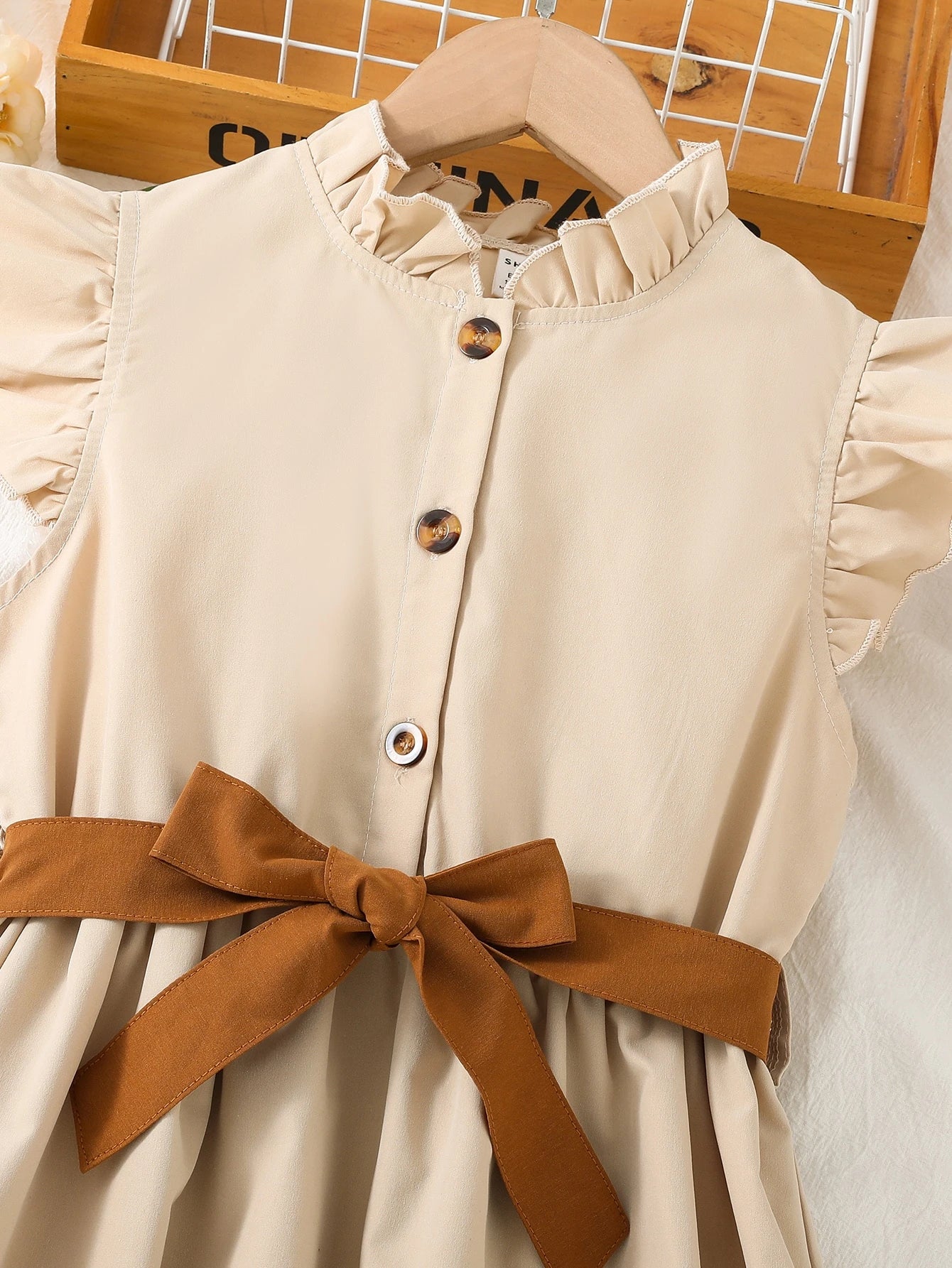 Vestido Albaricoque Para Niña Con Cinturón Marrón