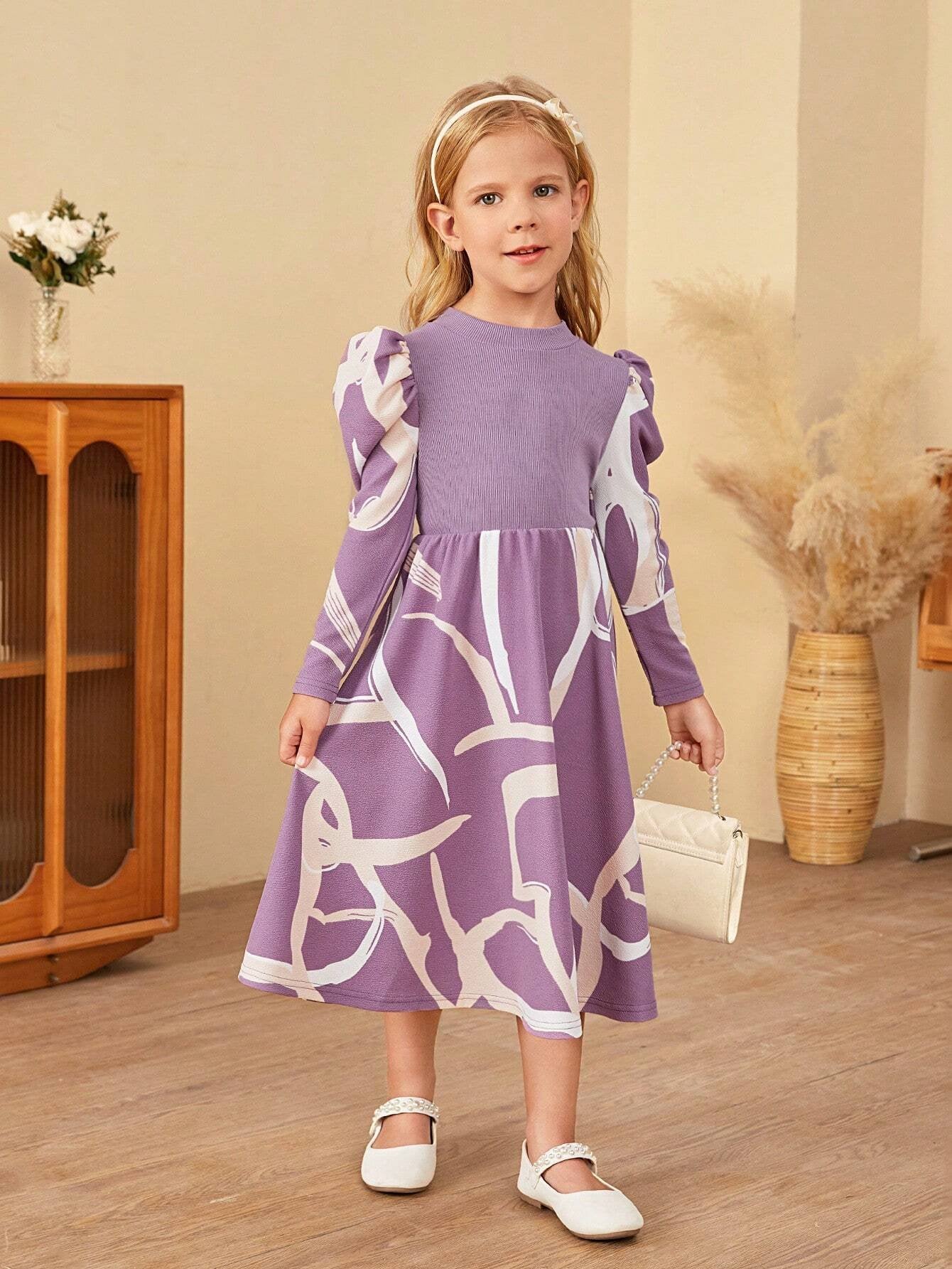 Vestido Morado Con Estampado Floral Y Manga Abullonada Para Niña