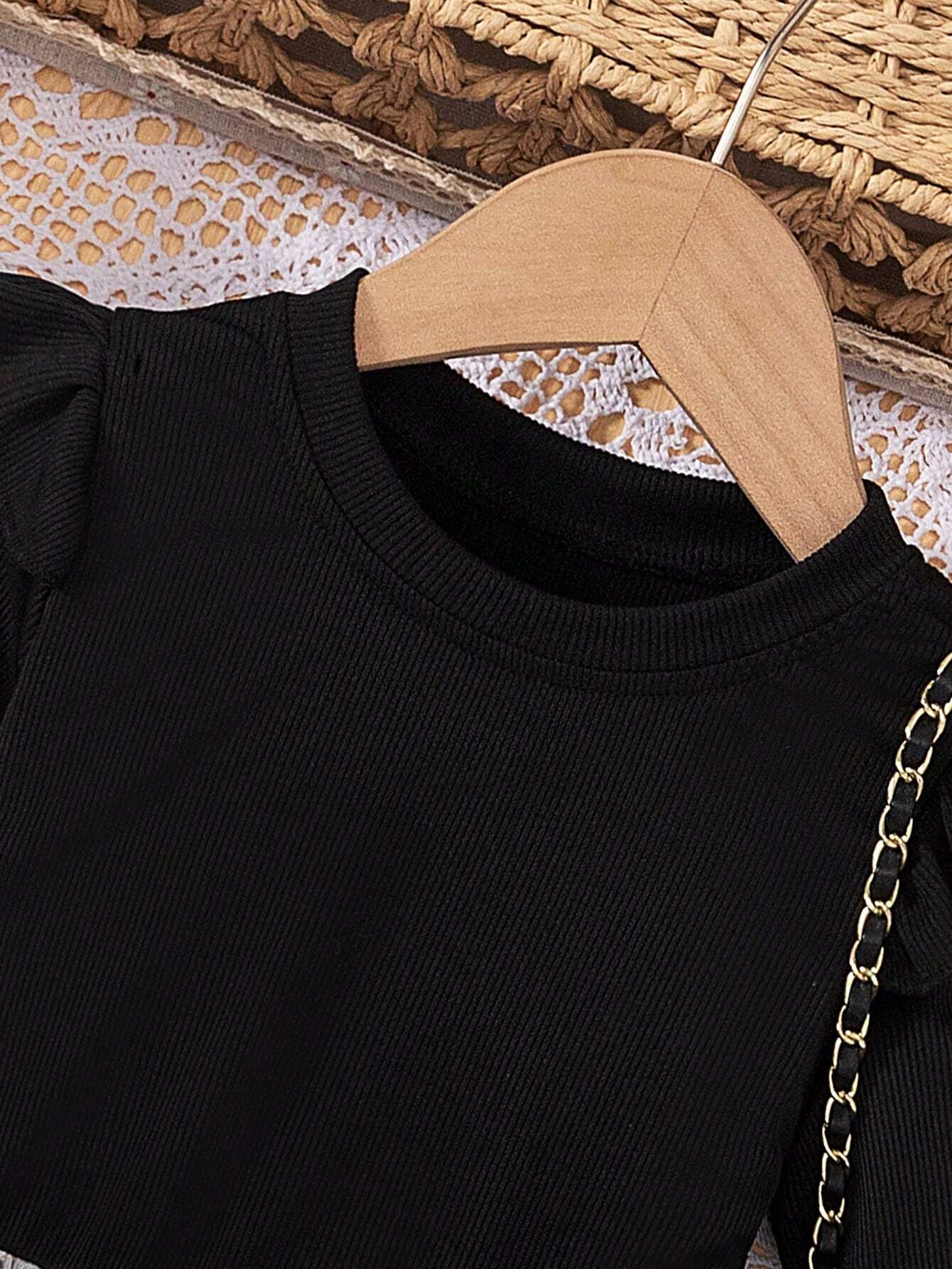 Vestido Negro Con Falda De Tul Bordado Para Niña