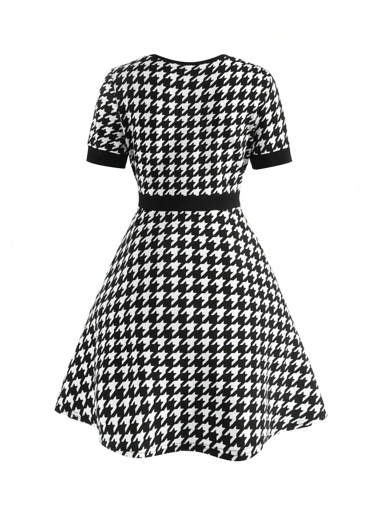 Vestido Clásico Con Botones Dorados Para Niña