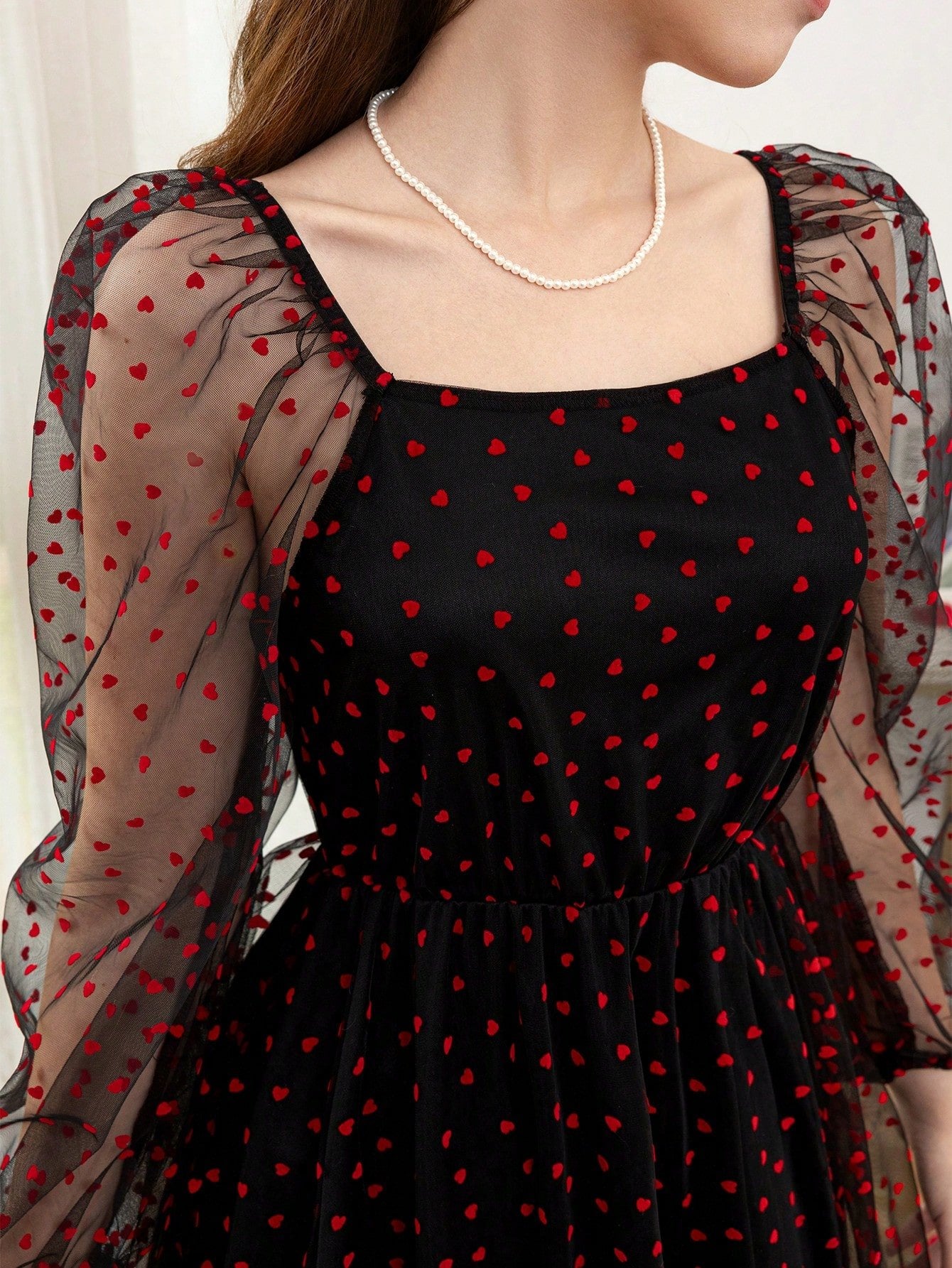 Vestido Negro Con Corazones Rojos Para Adolescente