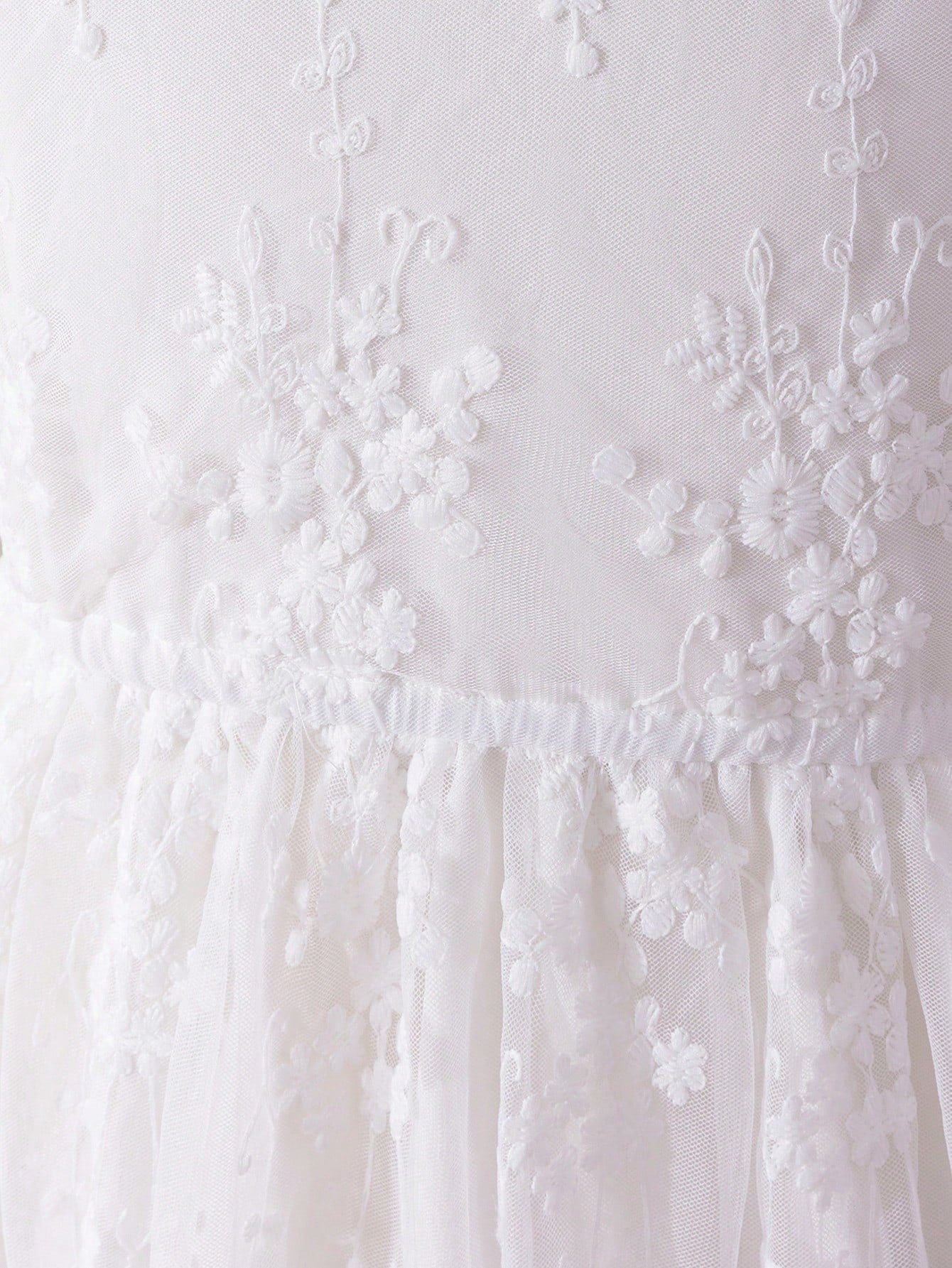 Vestido Blanco Elegante Bordado Para Niña