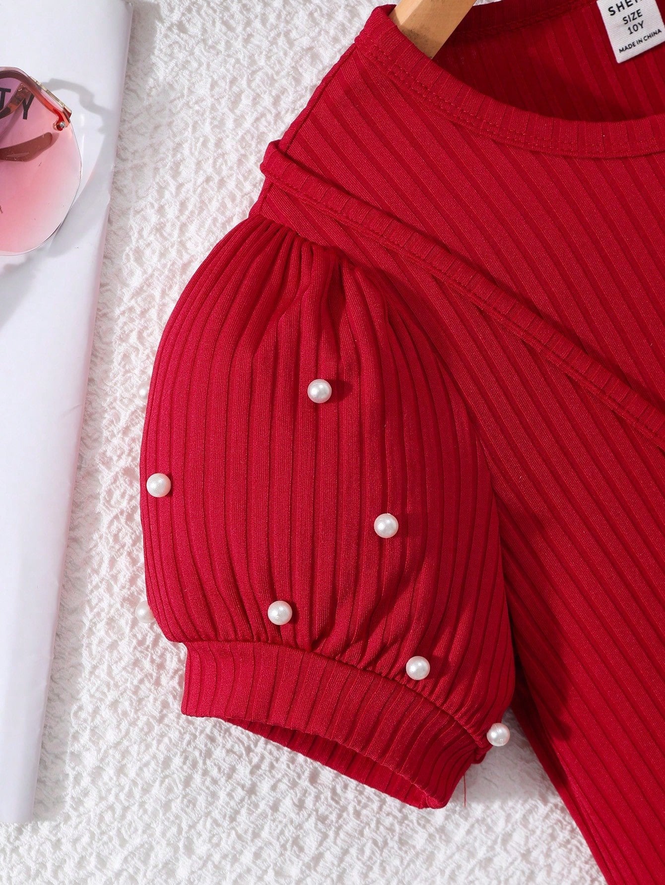 Vestido Rojo Acanalado Con Perlas Para Niña Con Bolso