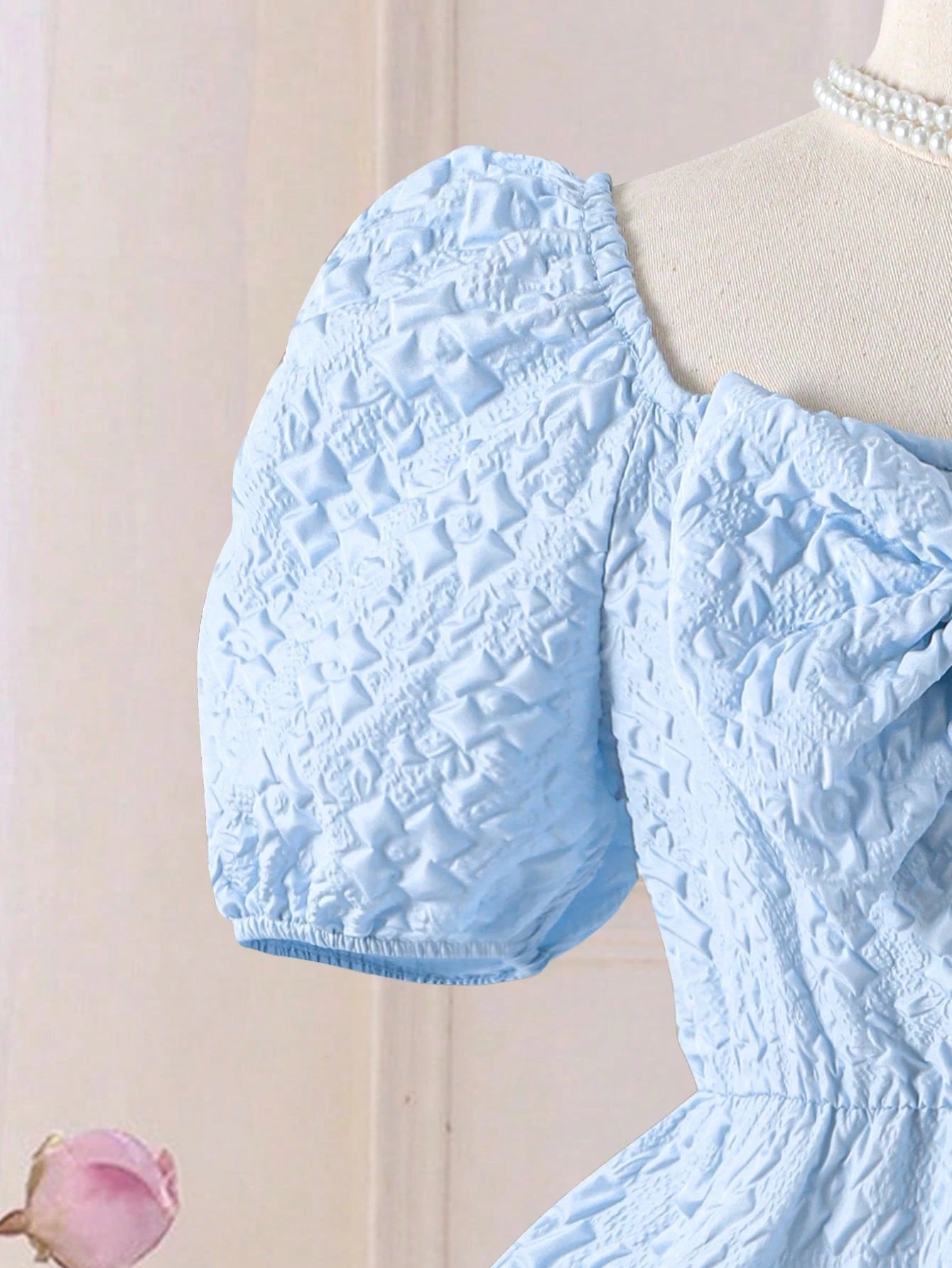 Vestido Celeste Texturizado Con Lazo Para Niña