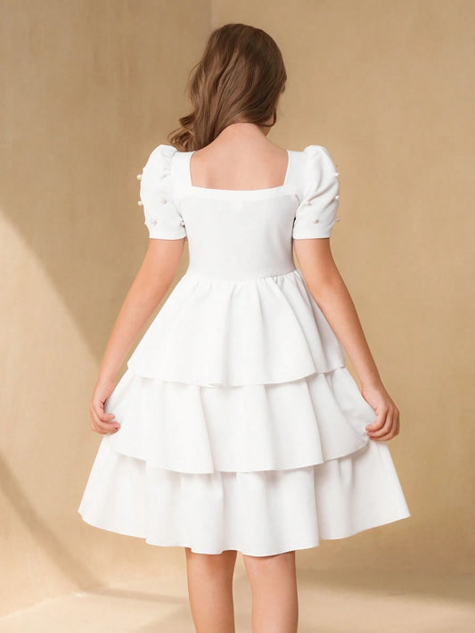 Vestido Blanco Con Volantes Y Perlas Para Niña
