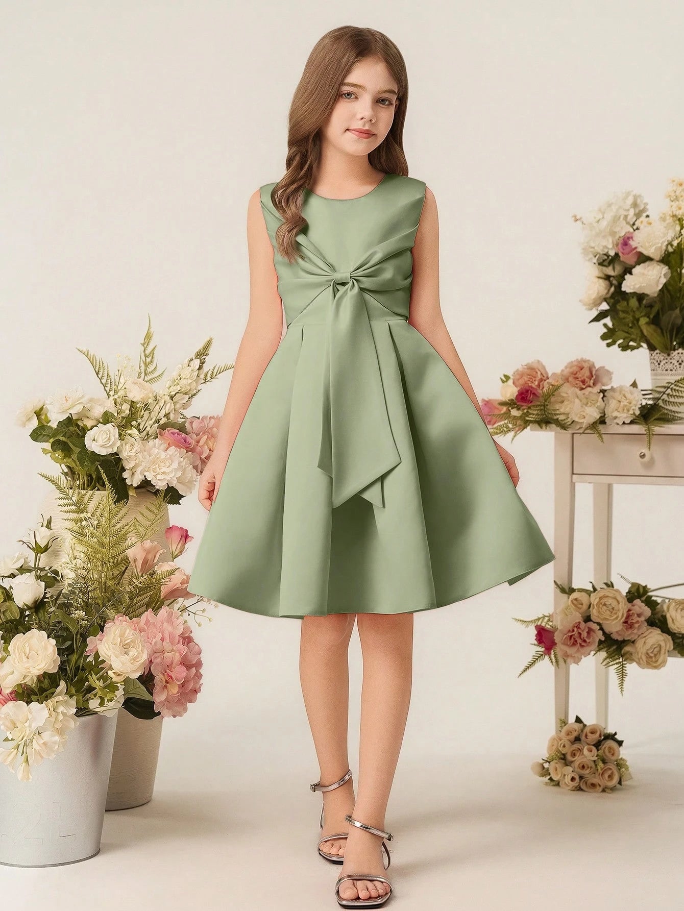 Vestido Elegante Verde Con Lazo Grande Para Niña