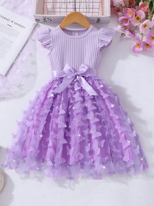 Vestido de verano elegante para niña con mangas cortas acanaladas, malla con mariposa y cinturón