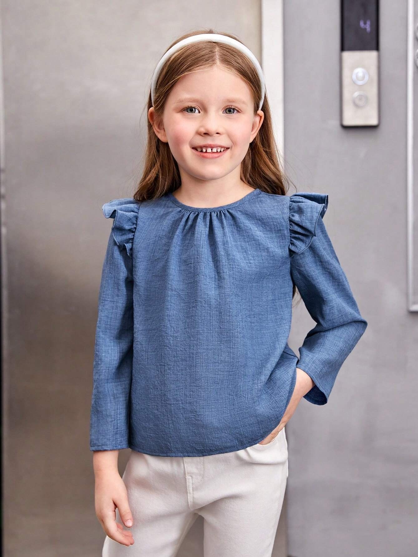 Blusa Azul Con Volantes Y Botones En La Espalda