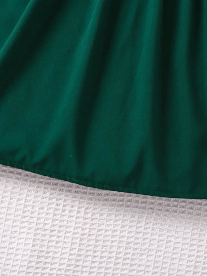 Vestido Verde Con Encaje Dorado Para Niña Elegante