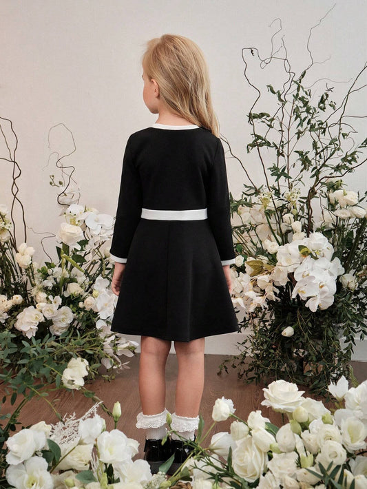 Vestido Negro Elegante De Niña Con Botones