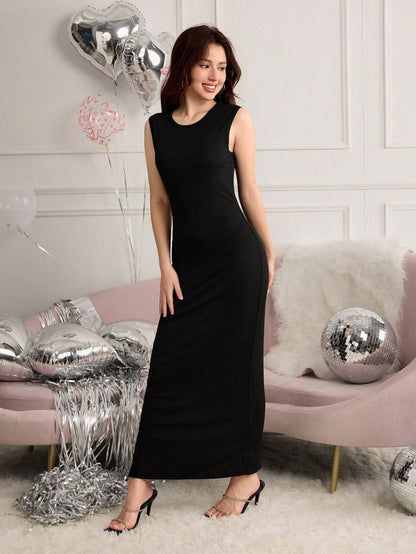 Set De Vestido Largo Negro Con Suéter Gris