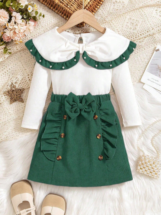 Conjunto con Blusa y Falda Verde con Volantes Para Niña