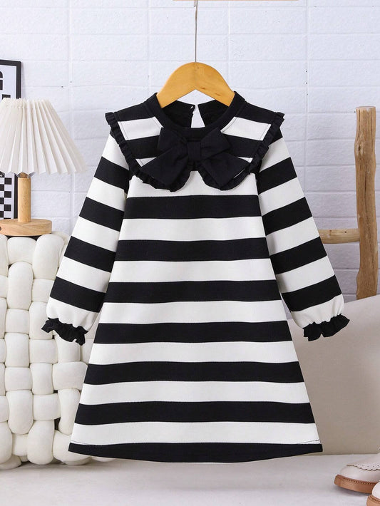 Vestido A Rayas Blanco Y Negro Con Moño Elegante Para Niña
