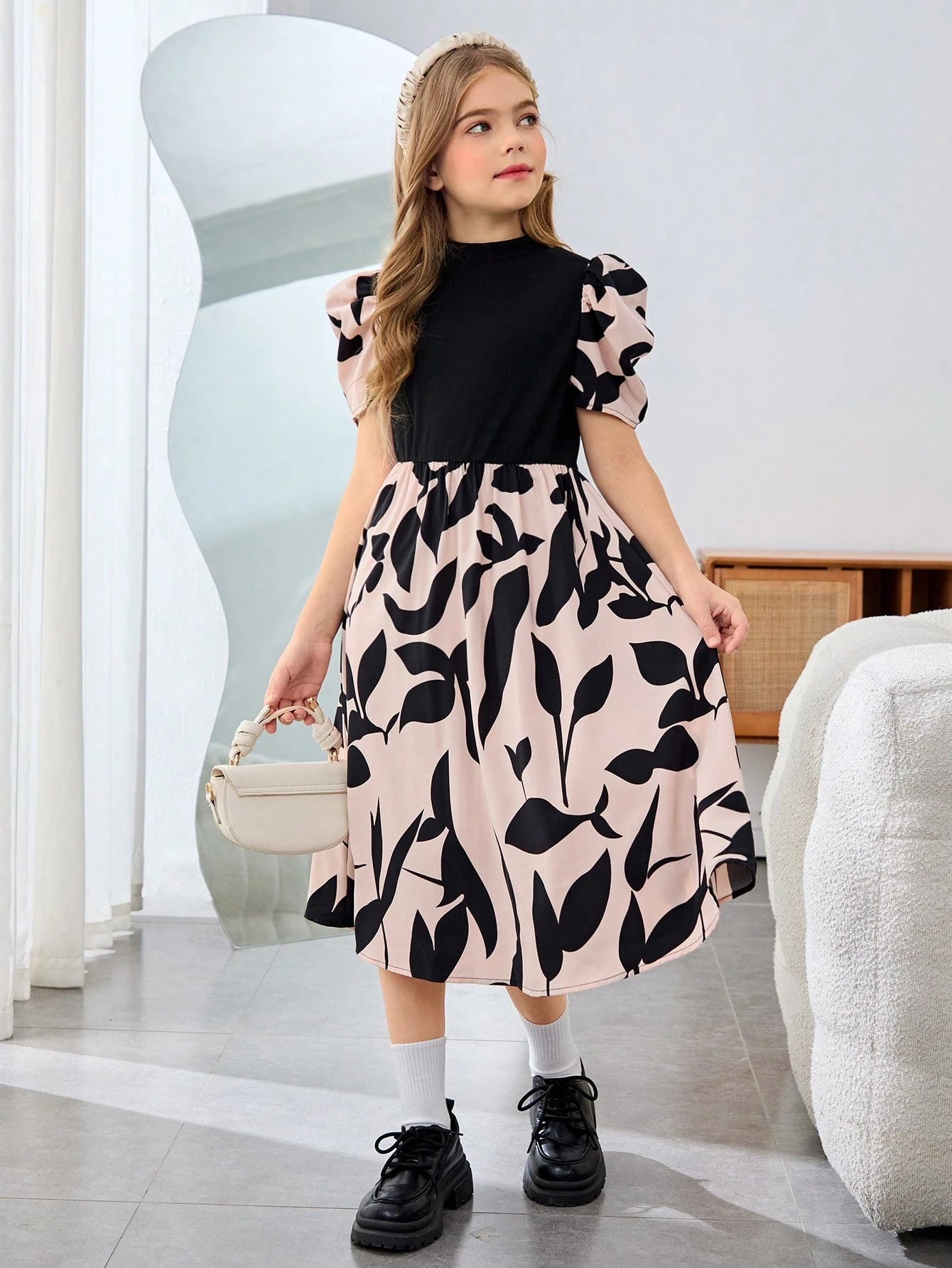 Vestido Elegante Negro Con Estampado De Hojas Para Niña