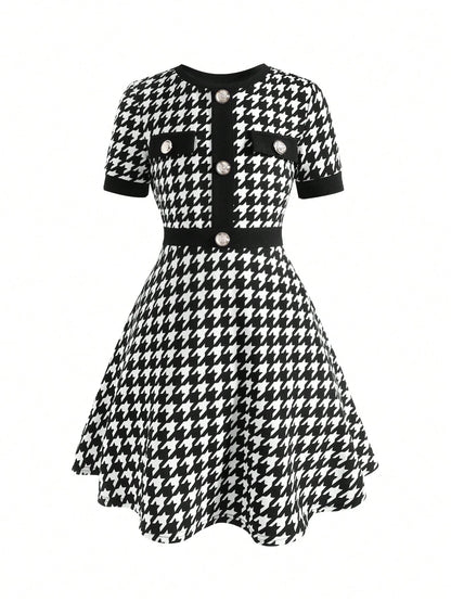 Vestido Clásico Con Botones Dorados Para Niña
