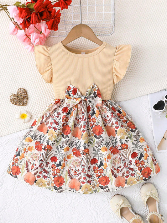 Vestido Beige Con Volantes Y Falda Floral Para Niña