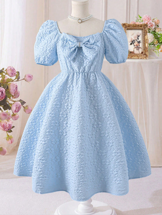 Vestido Celeste Texturizado Con Lazo Para Niña