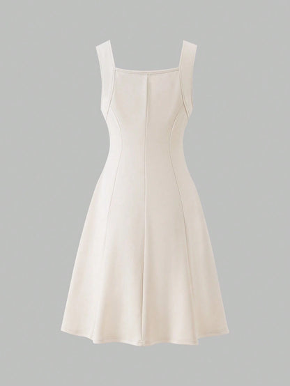 Vestido Beige Con Moño Negro Elegante Para Adolescente