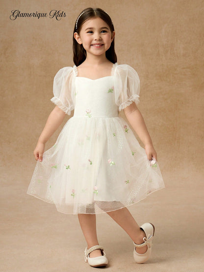 Vestido Blanco Con Flores Bordadas Para Niña