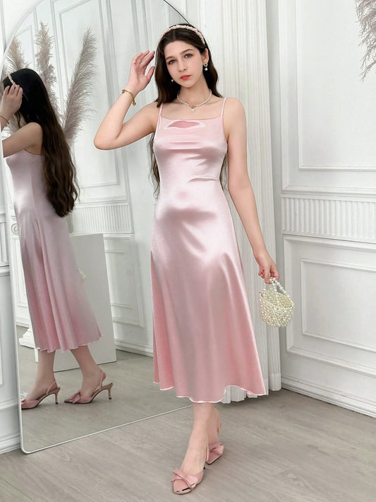 Vestido Rosa Largo De Satén Con Tirantes Finos Para Niña