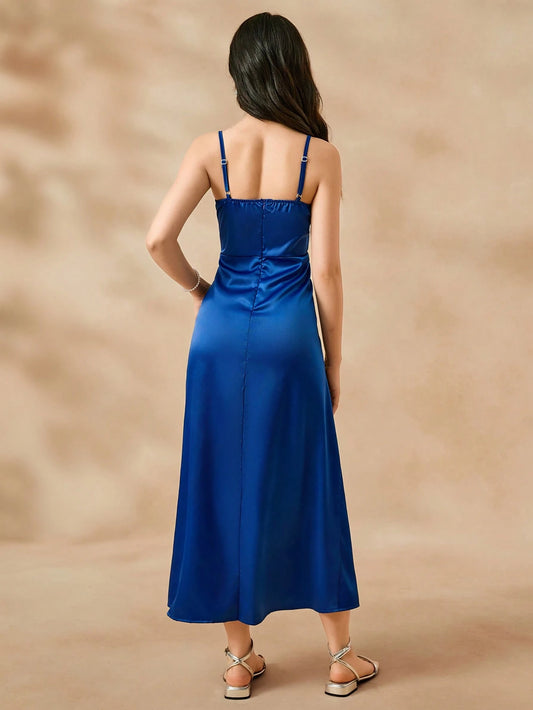 Vestido Azul Real Con Abertura Y Fruncido Para Niña