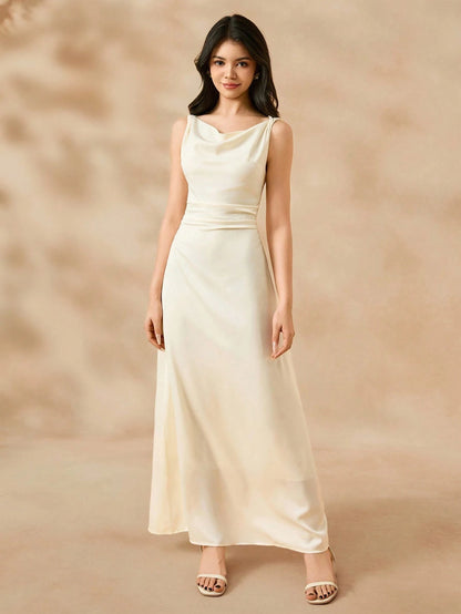 Vestido Elegante En Satén Color Albaricoque Largo