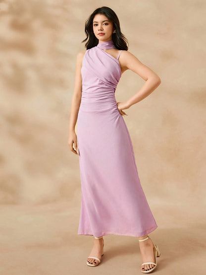 Vestido Largo Rosa Halter Con Pliegues Elegante
