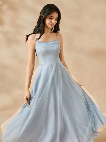 Vestido Azul Largo Con Tirantes Finos Elegante