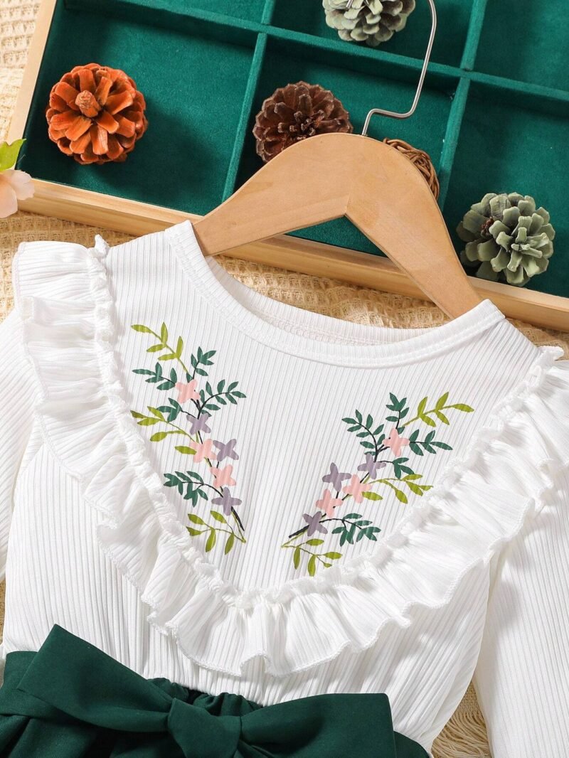 Vestido Blanco Y Verde Con Moño Y Bordado Floral Para Niña - Imagen 4