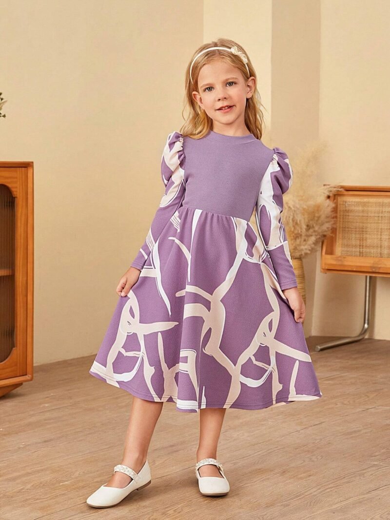 Vestido Morado Con Estampado Floral Y Manga Abullonada Para Niña