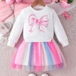 Vestido con sudadera para niñas con estampado de lazo y falda de tul multicolor.