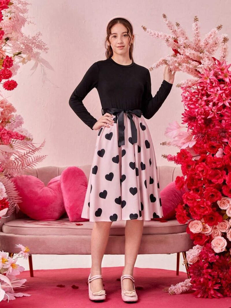 Vestido Negro Y Rosa Con Estampado De Corazones Para Niña - Imagen 3