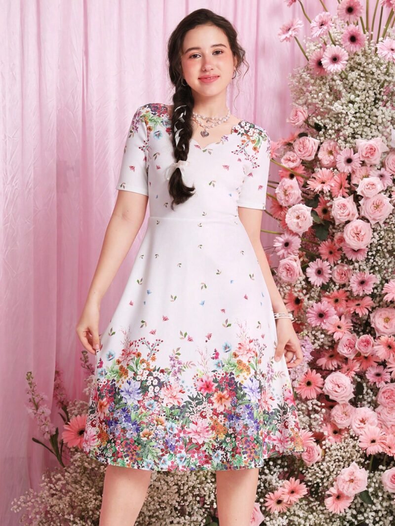 Vestido Blanco Con Estampado Floral Para Niña - Imagen 4