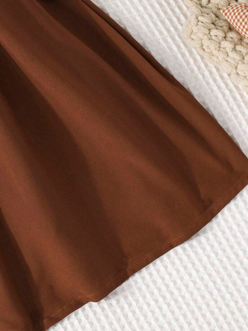Vestido Blanco Con Moño Marrón Y Corazones Para Niña - Imagen 4