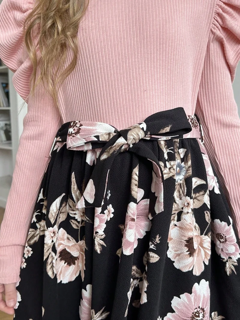Vestido Rosa Elegante Con Falda Floral Para Niña - Imagen 4
