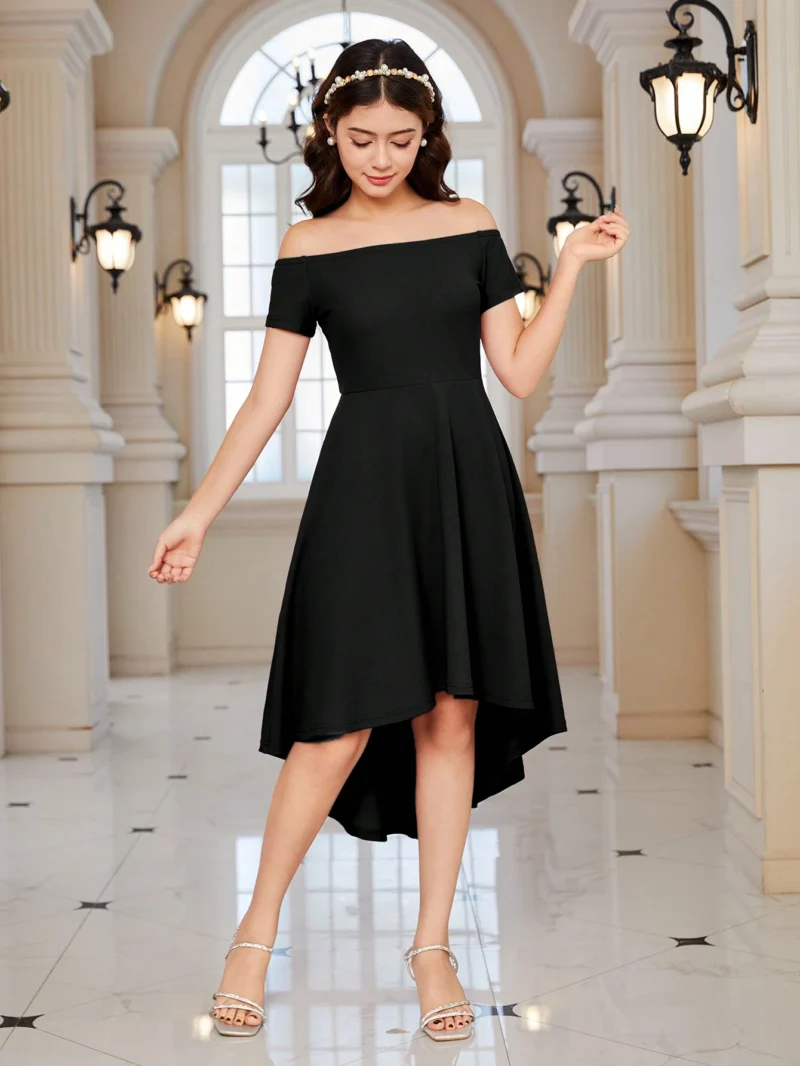 Vestido Negro Elegante Para Niña Con Hombros Descubiertos