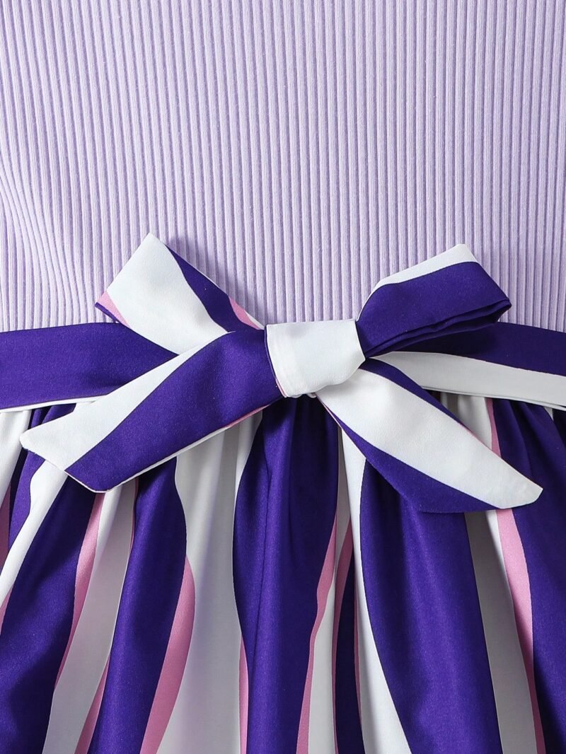 Vestido Morado Con Volantes Y Estampado Geométrico Para Niña - Imagen 4
