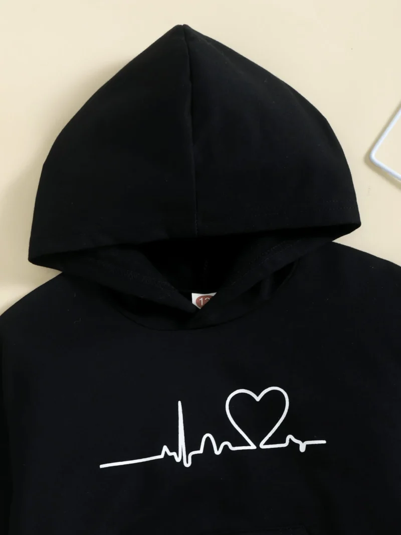 Conjunto Sudadera Y Pantalón Deportivo Negra Con Corazón Para Niña - Imagen 4
