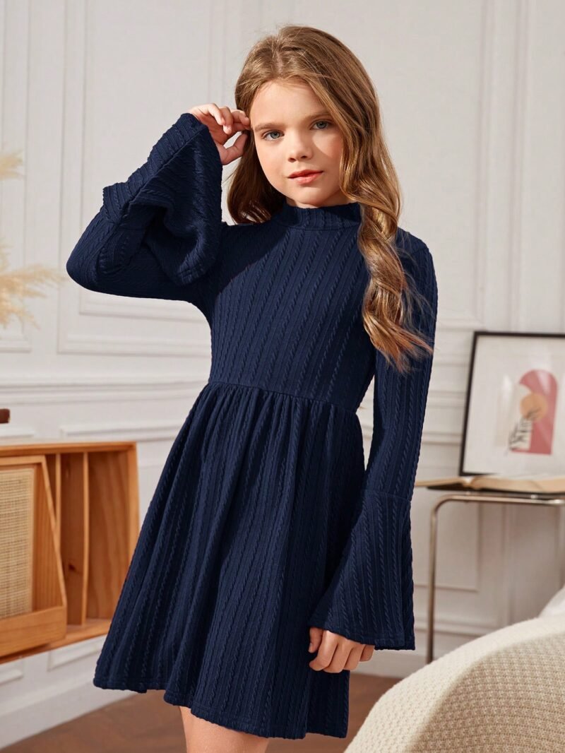 Vestido Tejido Azul Con Manga Acampanada Para Niña